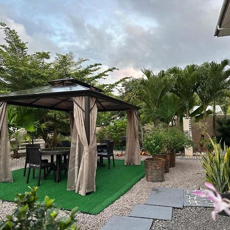 Mokara Holiday Apartment アンス・ロワイヤル エクステリア 写真