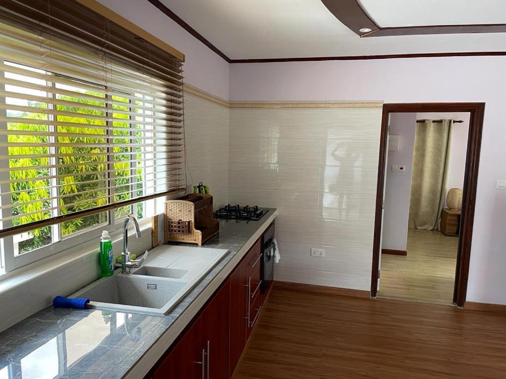 Mokara Holiday Apartment アンス・ロワイヤル エクステリア 写真